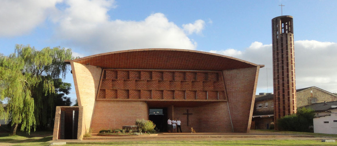 Proyecto Elaboración del Plan de Conservación y Manejo para la iglesia de Cristo  Obrero y su campanario en Estación Atlántida, Departamento de Canelones,  Uruguay. – Material Cultural